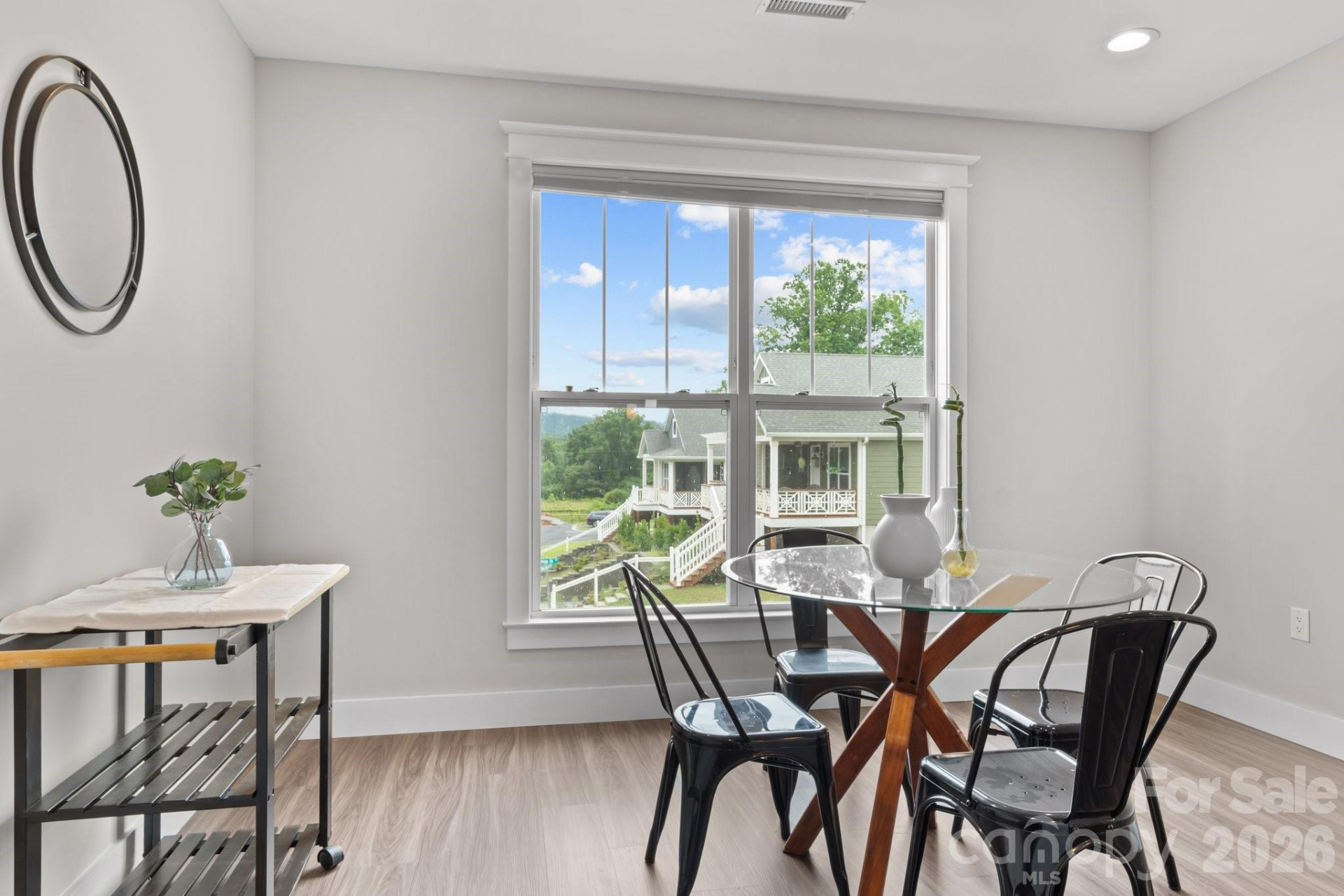 1112 Blueview Drive - Photo 6