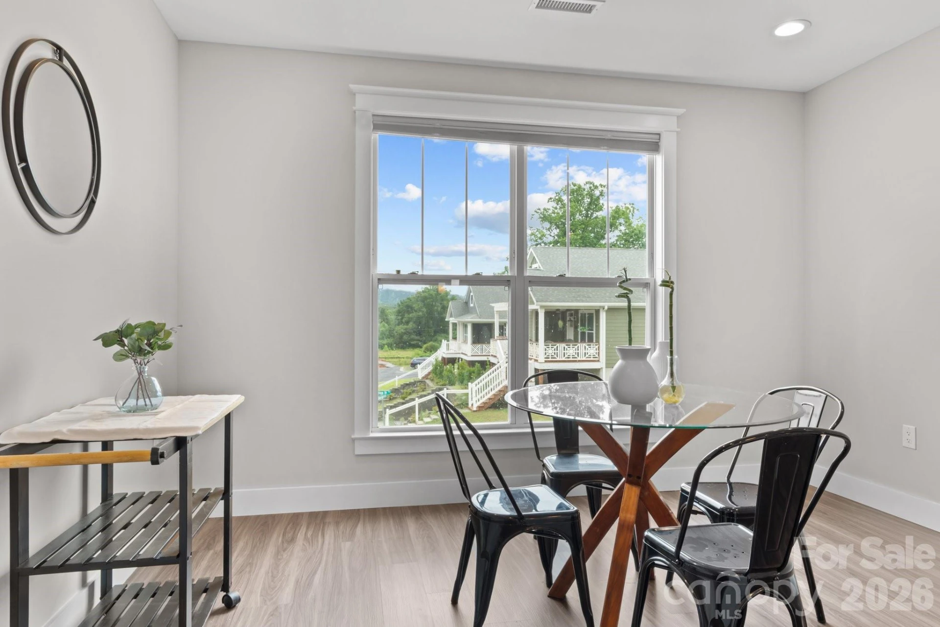 1112 Blueview Drive - Photo 6