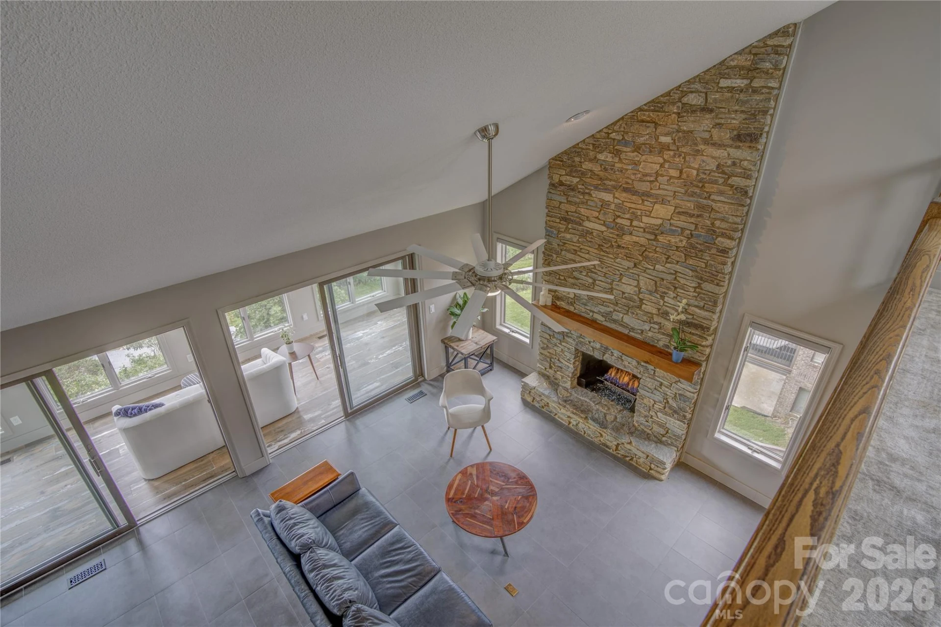 204 Fleetwood Plaza - Photo 13
