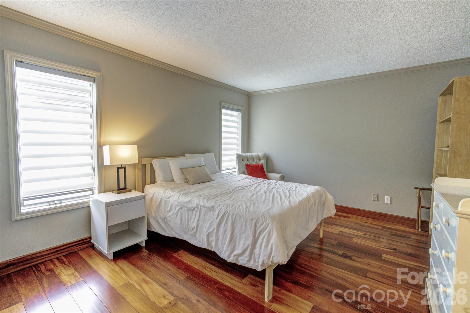 204 Fleetwood Plaza - Photo 17