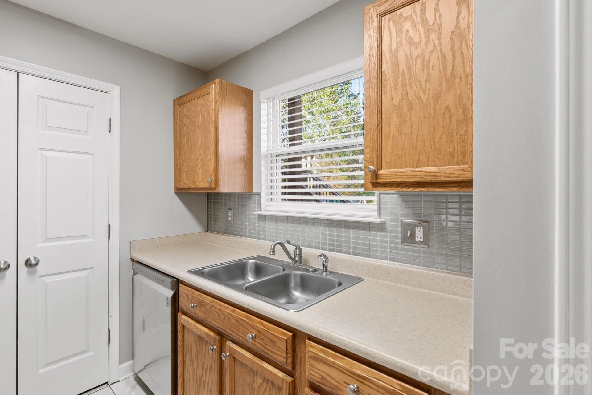 702 Olde Covington Way - Photo 9