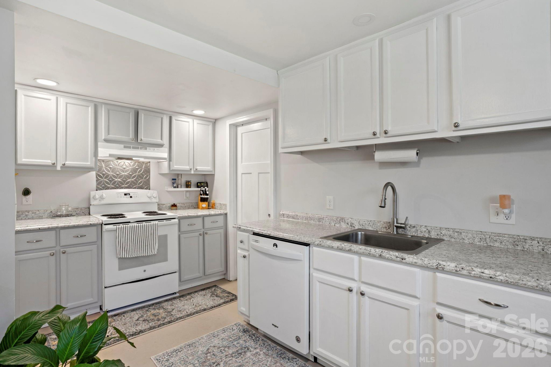 25 Ridgelawn Road - Photo 32