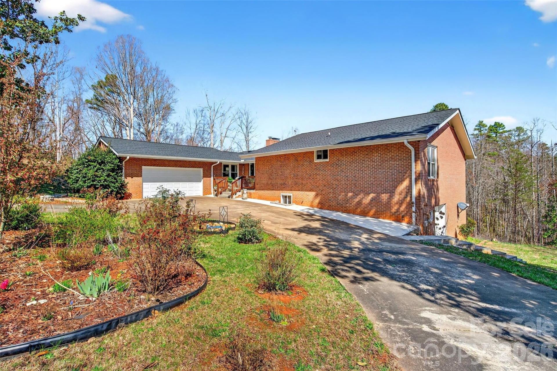 217 Miller Street - Photo 2