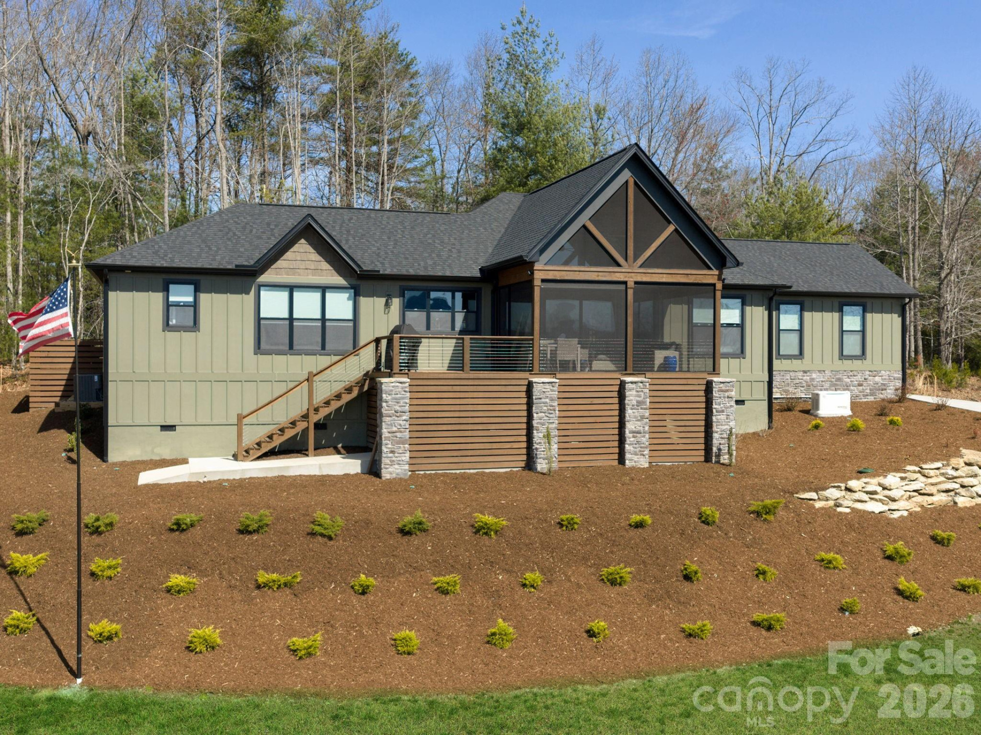 636 Crystal Heights Drive - Photo 4