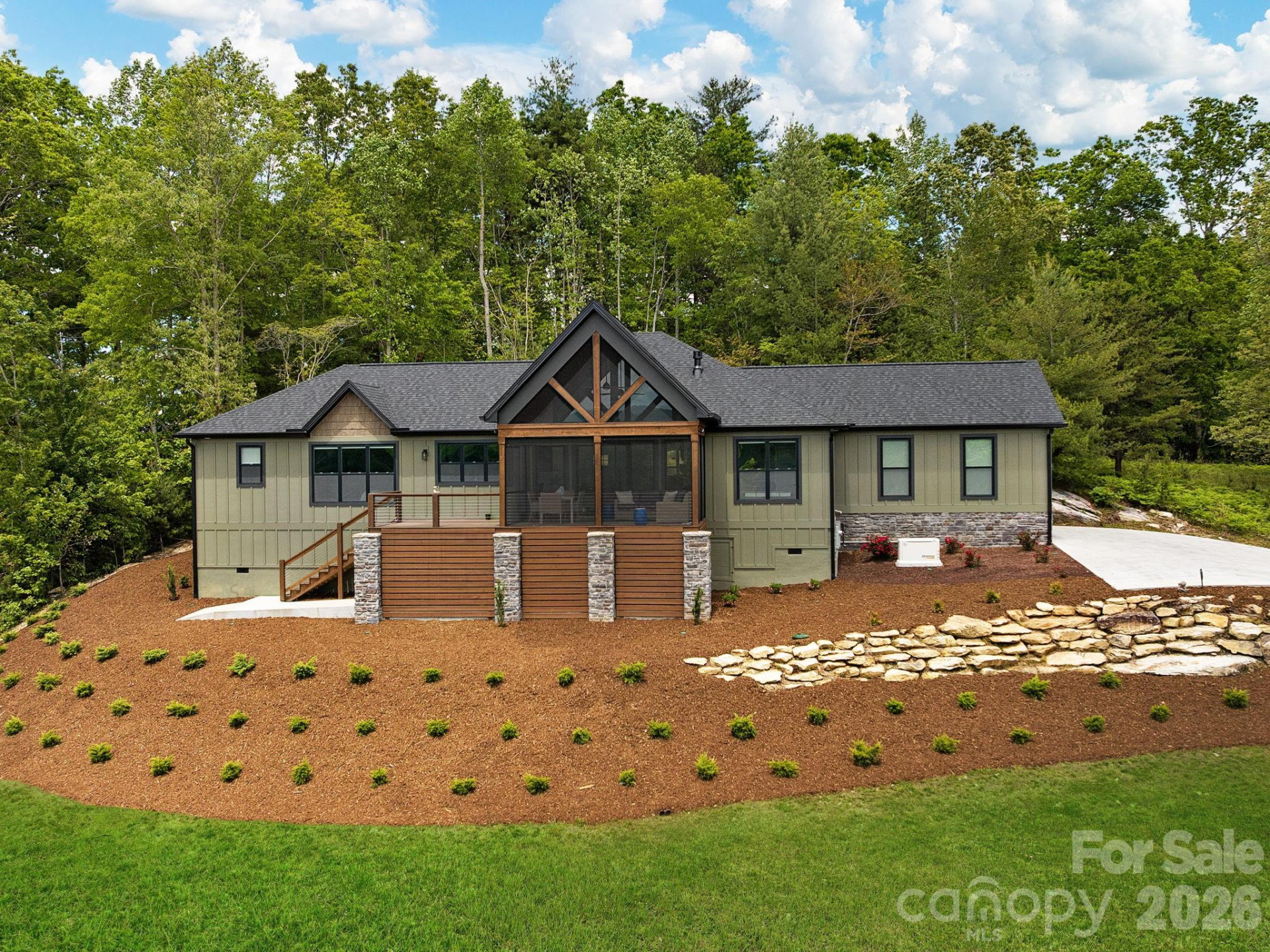 636 Crystal Heights Drive - Photo 32