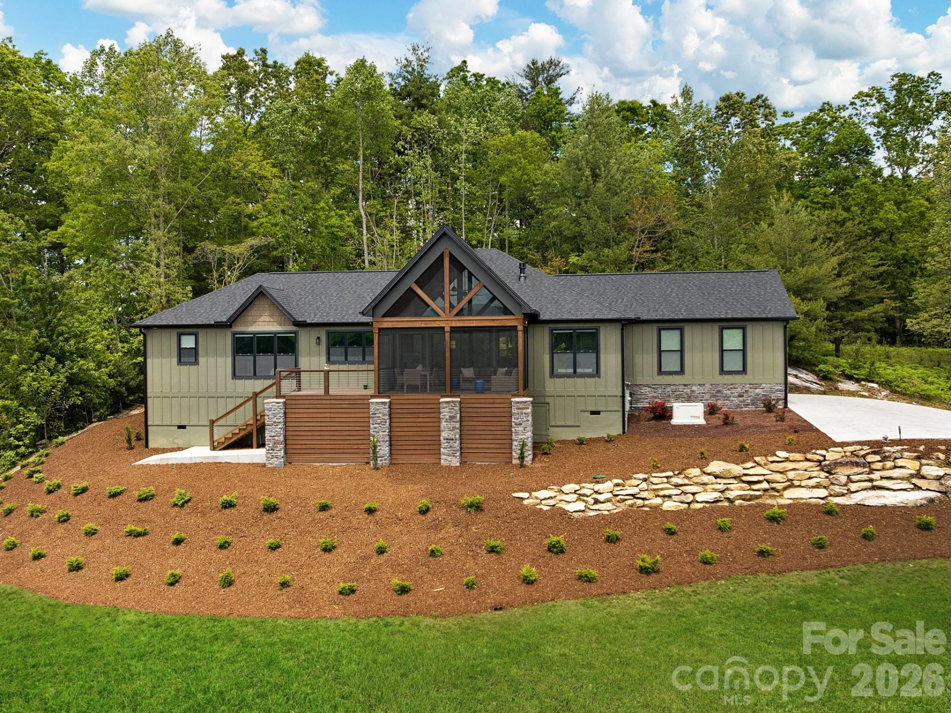 636 Crystal Heights Drive - Photo 32