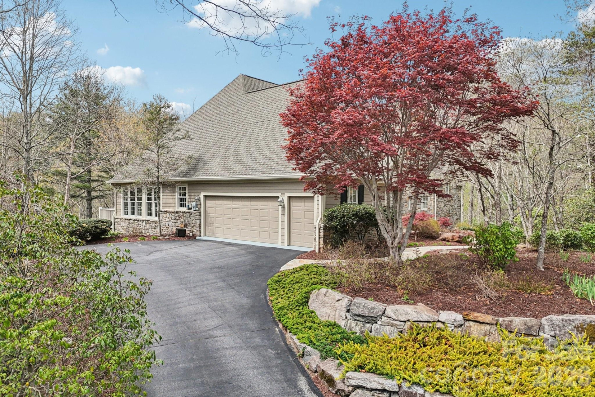 304 Pine Forest Trace - Photo 3