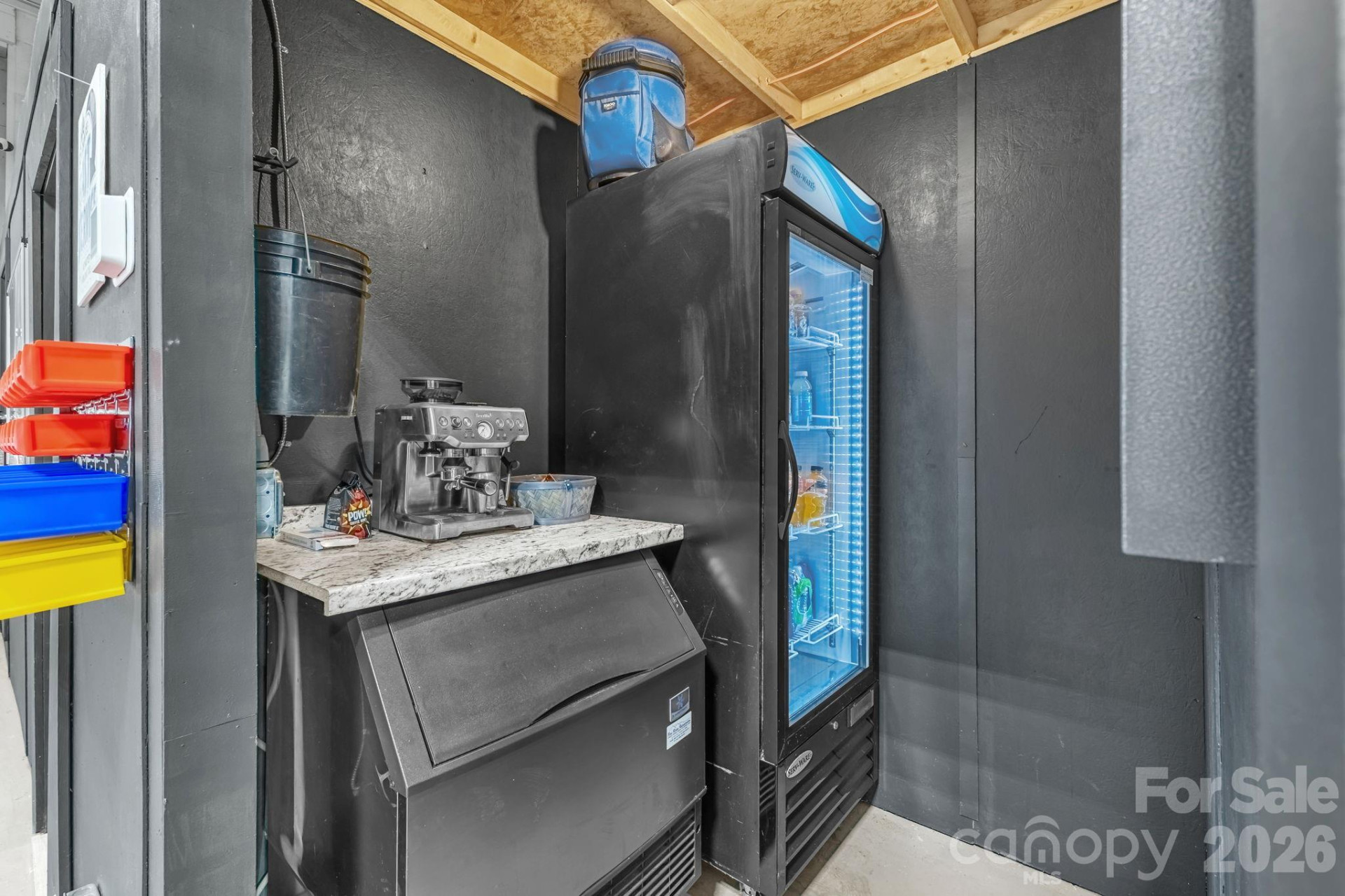 17 Red Leaf Road - Photo 14