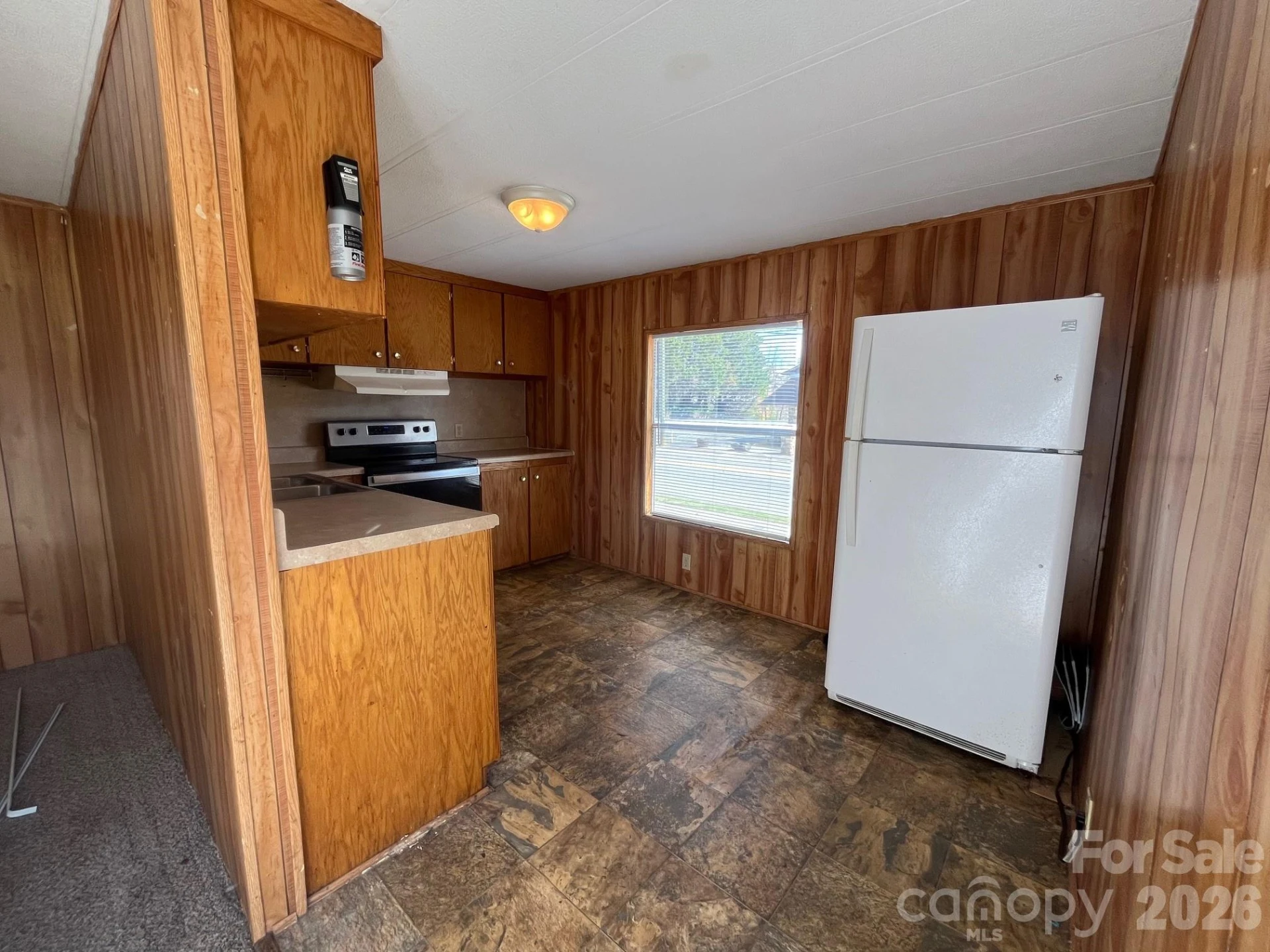 475 Court Street - Photo 4