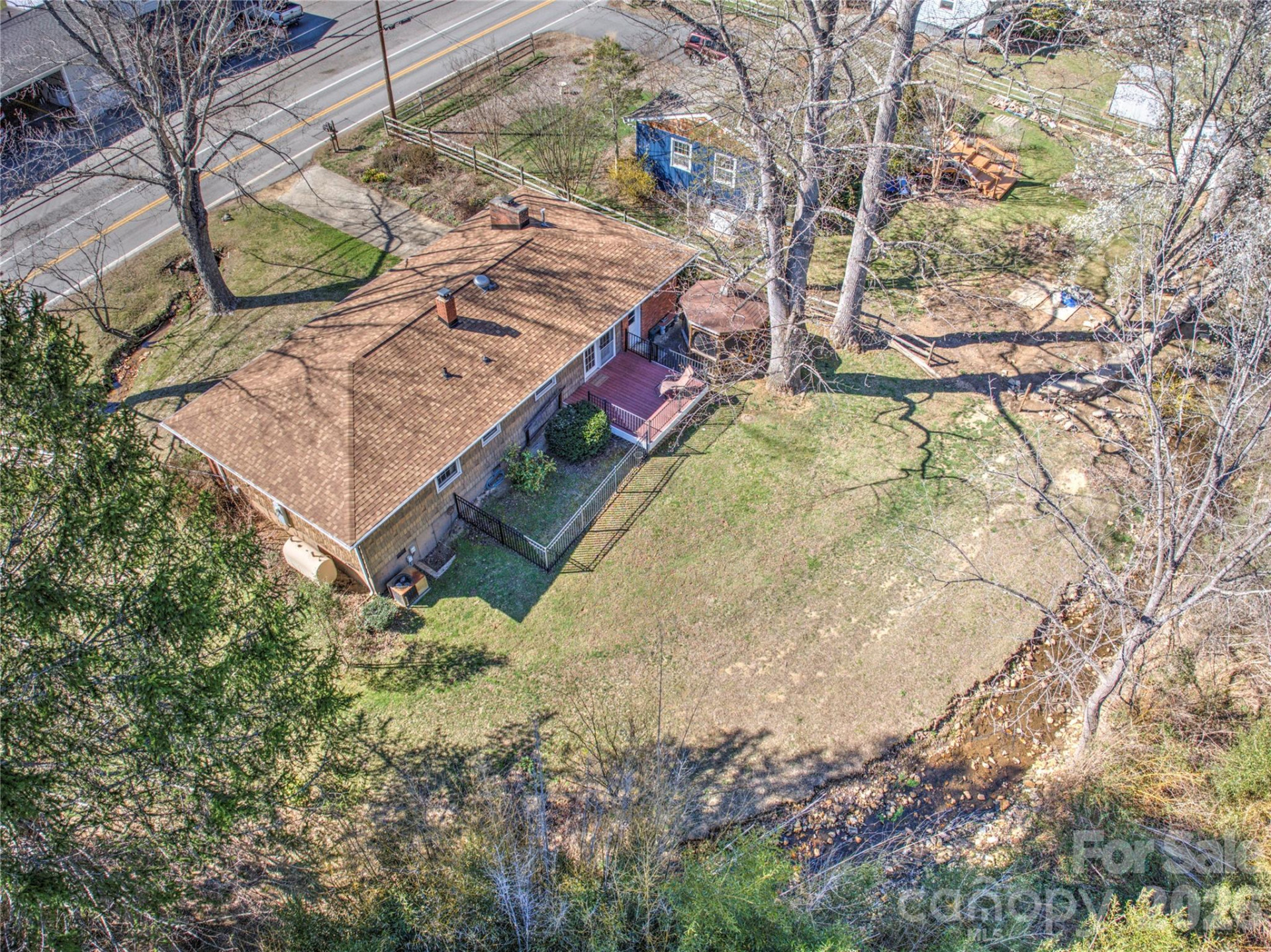 879 New Haw Creek Road - Photo 4