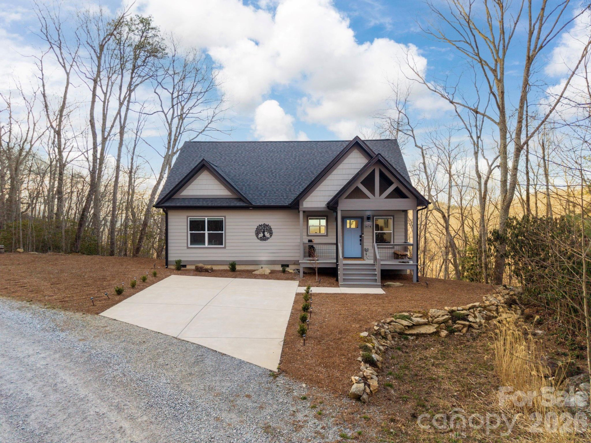 1474 Locust Grove Road - Photo 2