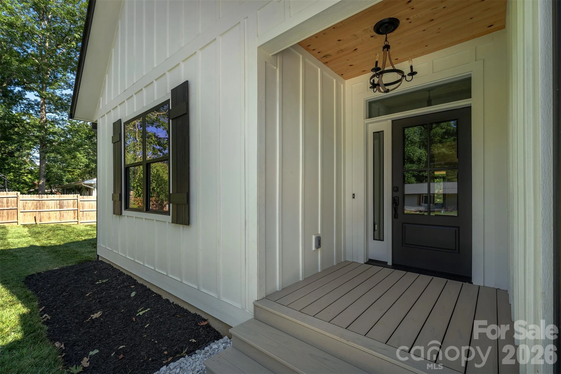 808 Maybank Drive - Photo 2