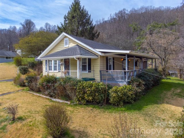 318 Sunrise Park, Sylva, NC, 28779