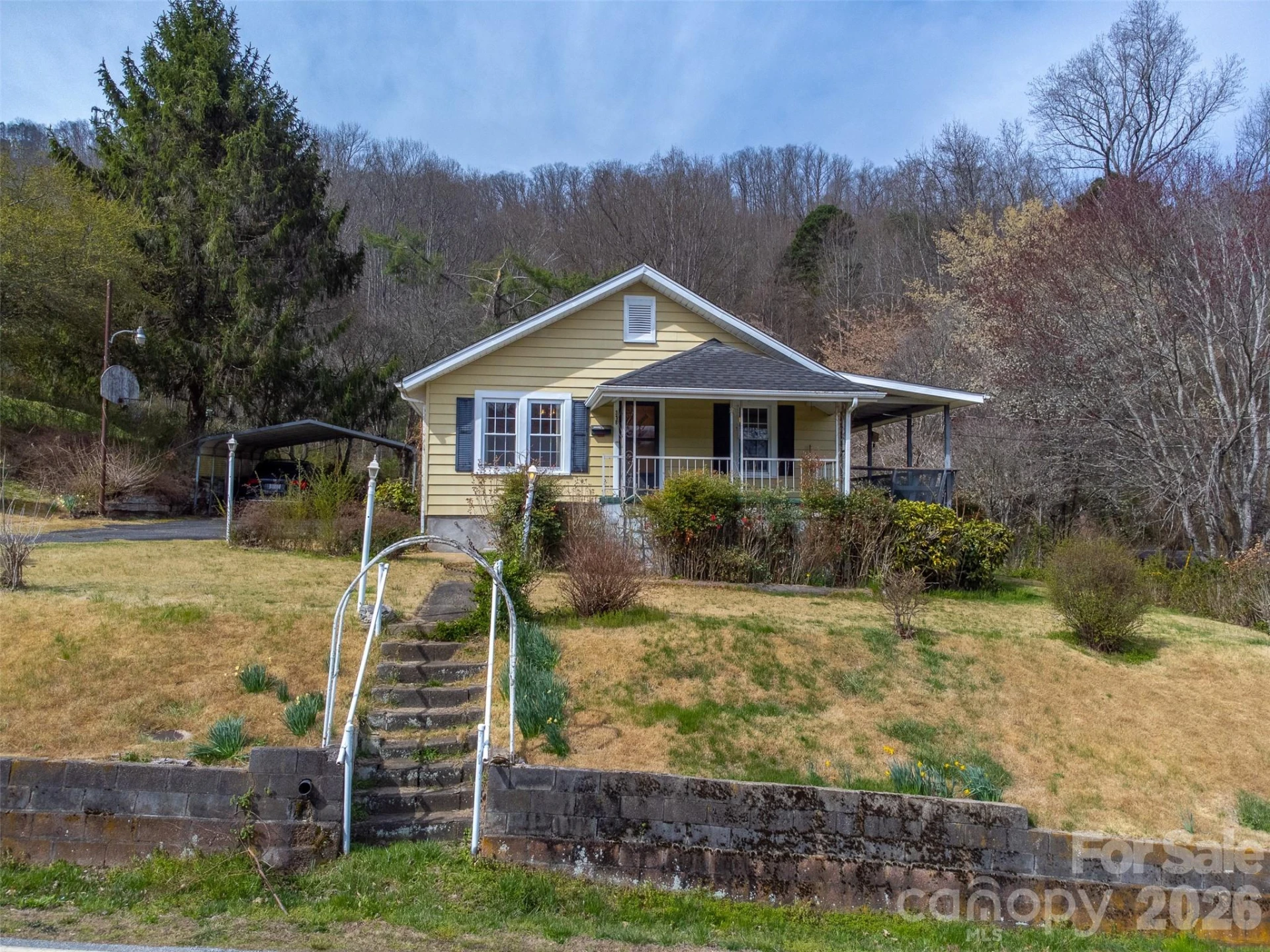 318 Sunrise Park - Photo 3
