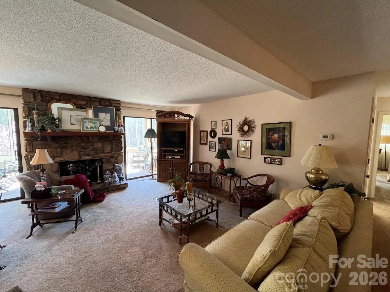 141 Glen Cannon Point #Unit 2 - Photo 2
