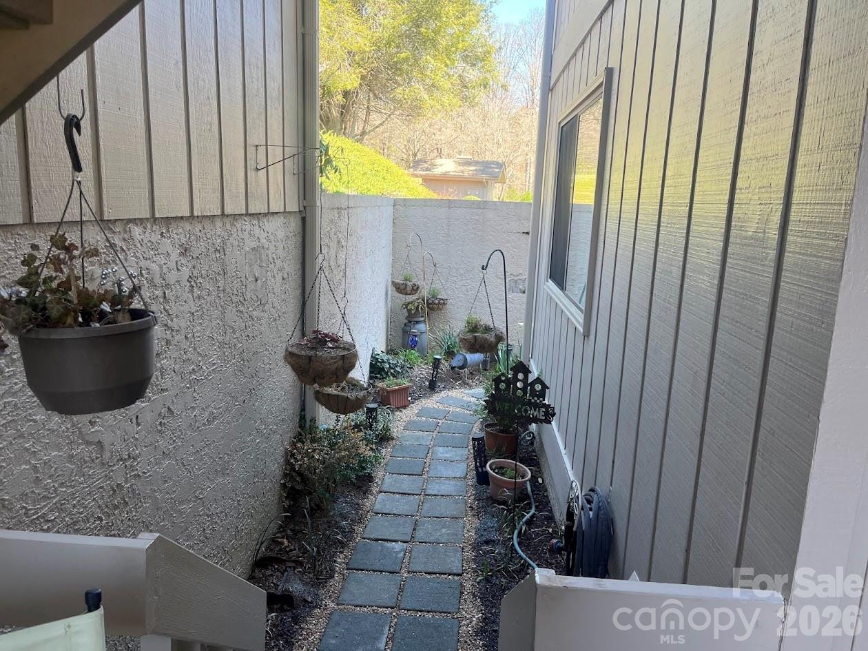 141 Glen Cannon Point #Unit 2 - Photo 15