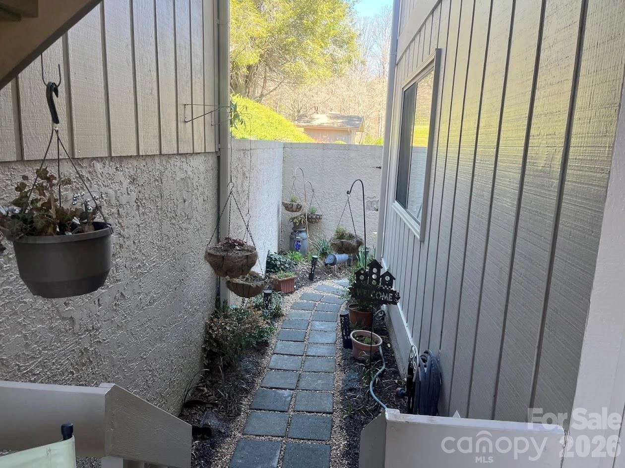 141 Glen Cannon Point #Unit 2 - Photo 15