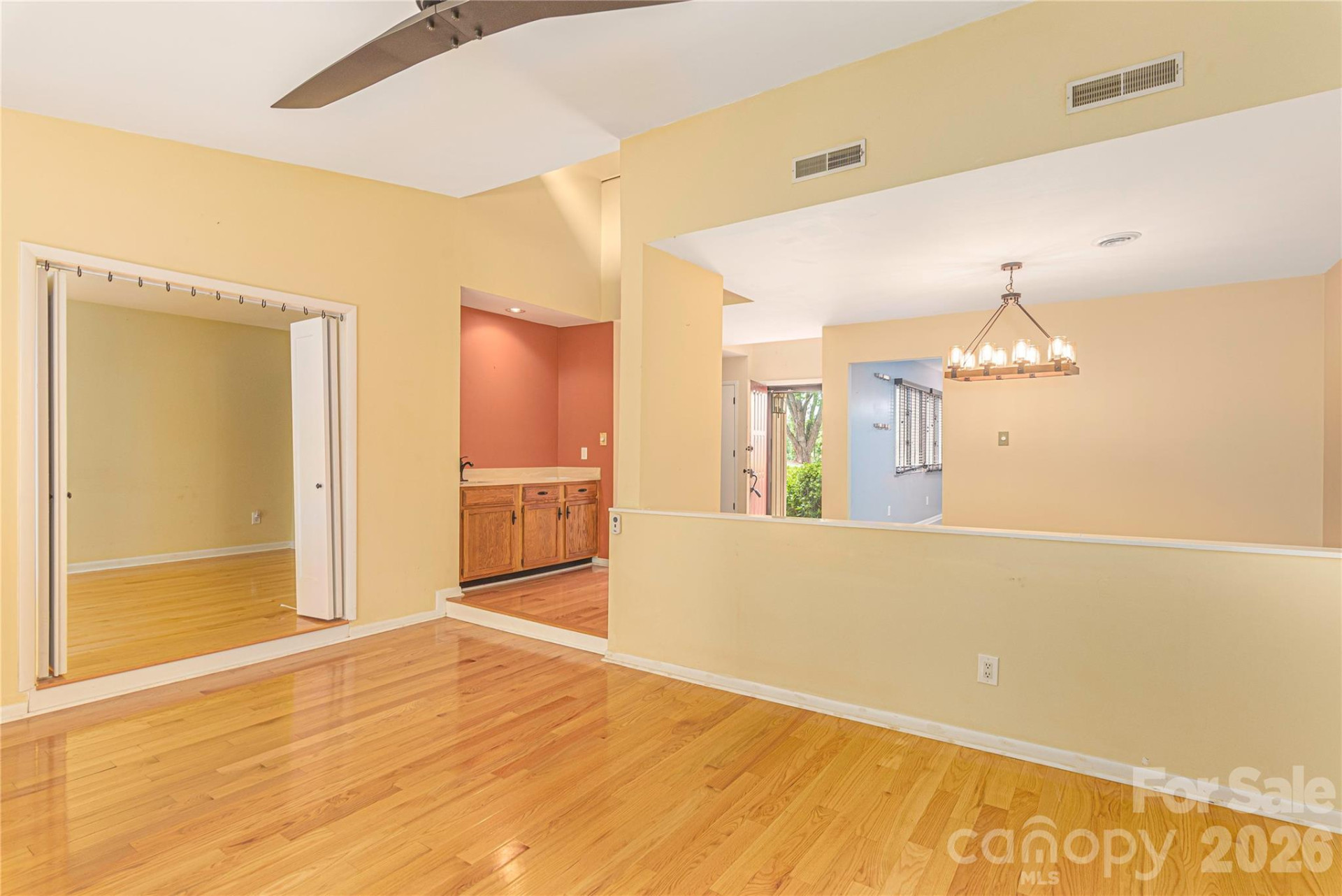 111 Clubwood Court - Photo 6