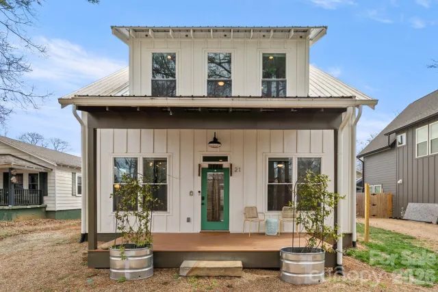 21 Boyd Avenue