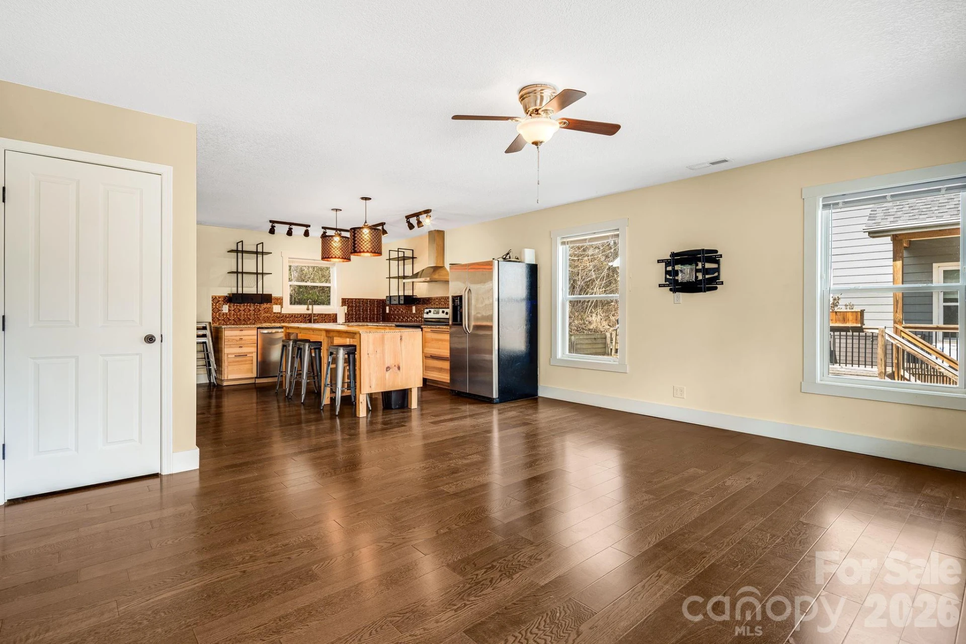 309 London Road - Photo 8