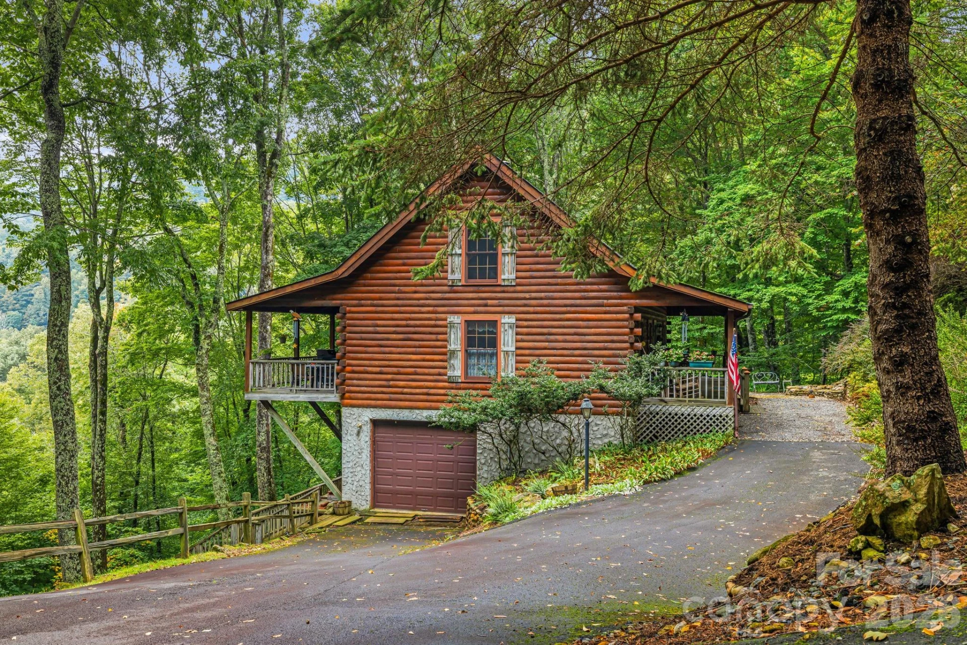 215 Goldenleaf Road - Photo 2