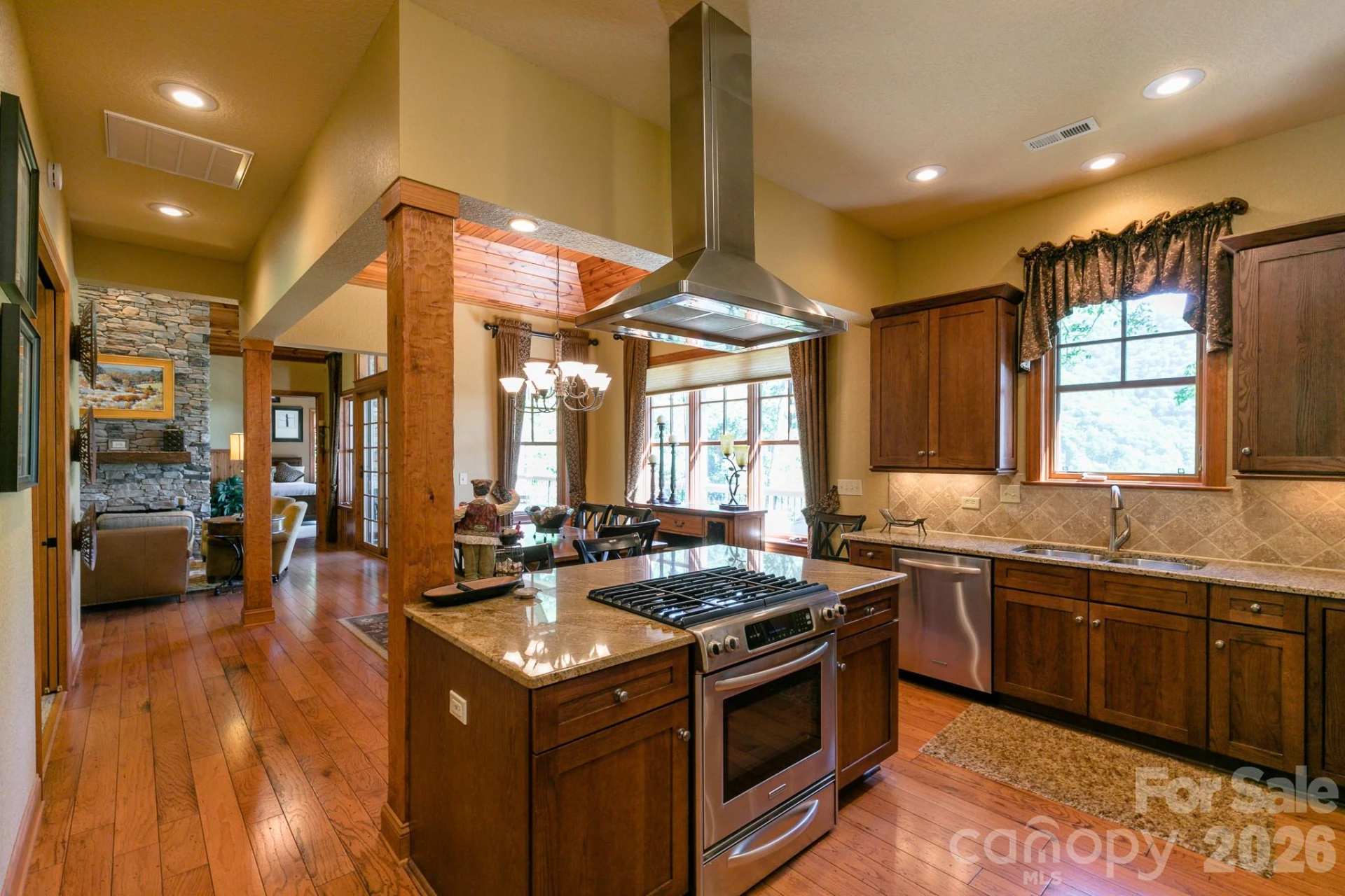 307 Spring Rock Road - Photo 2