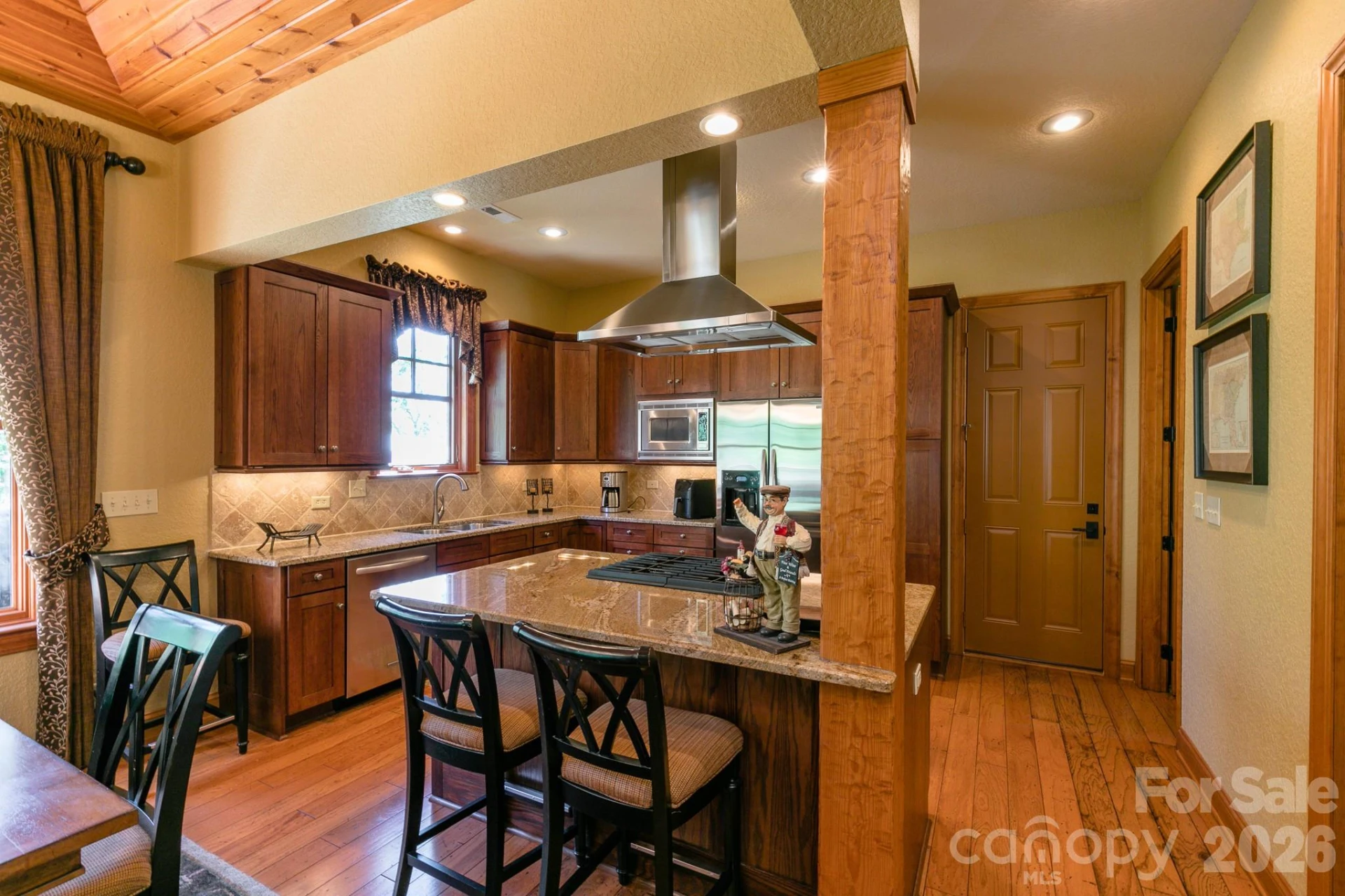 307 Spring Rock Road - Photo 3