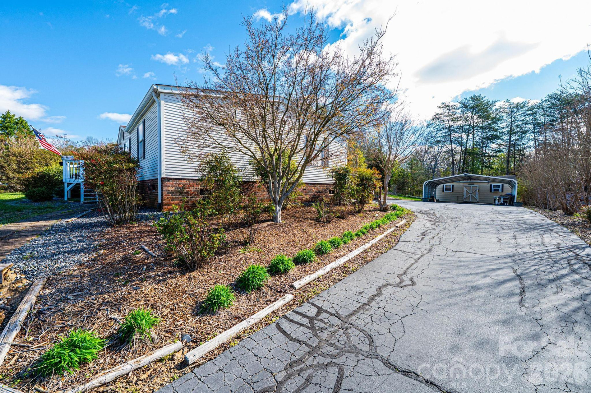 8547 Ledford Avenue - Photo 2