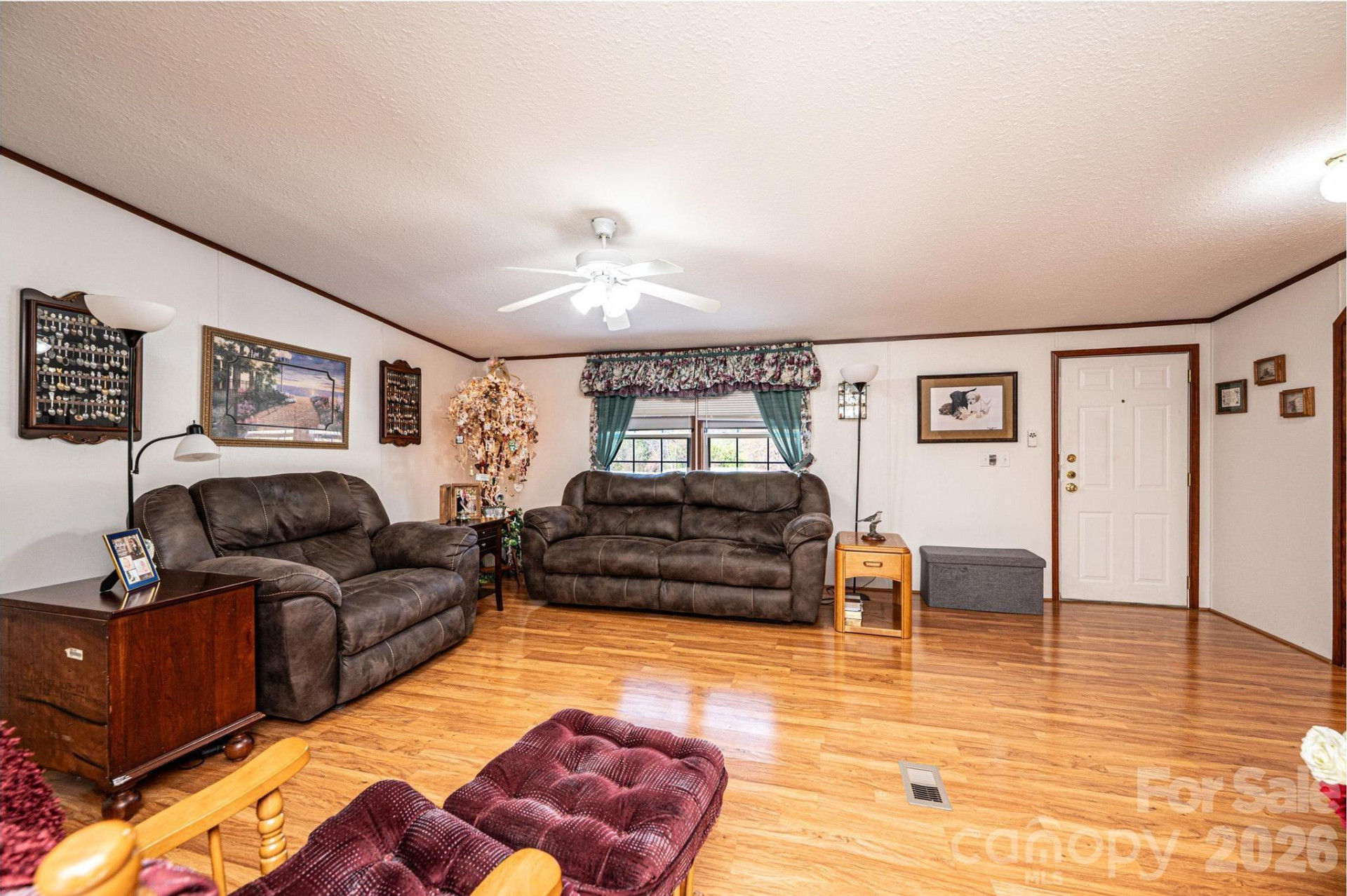 8547 Ledford Avenue - Photo 7