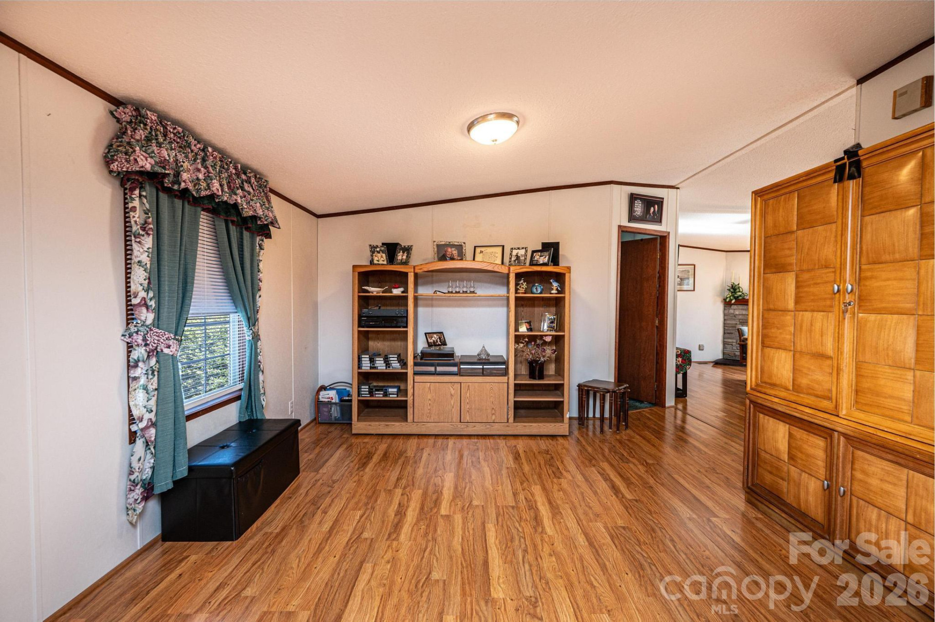 8547 Ledford Avenue - Photo 10