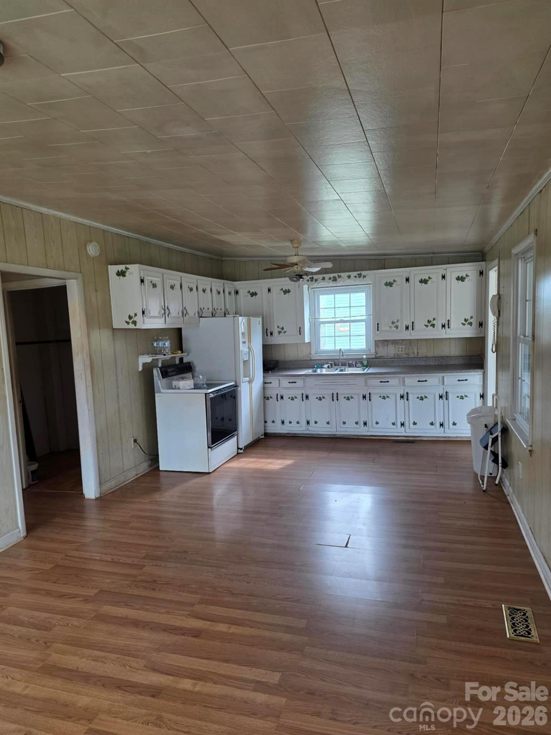 3272 Maple Lane Street - Photo 4