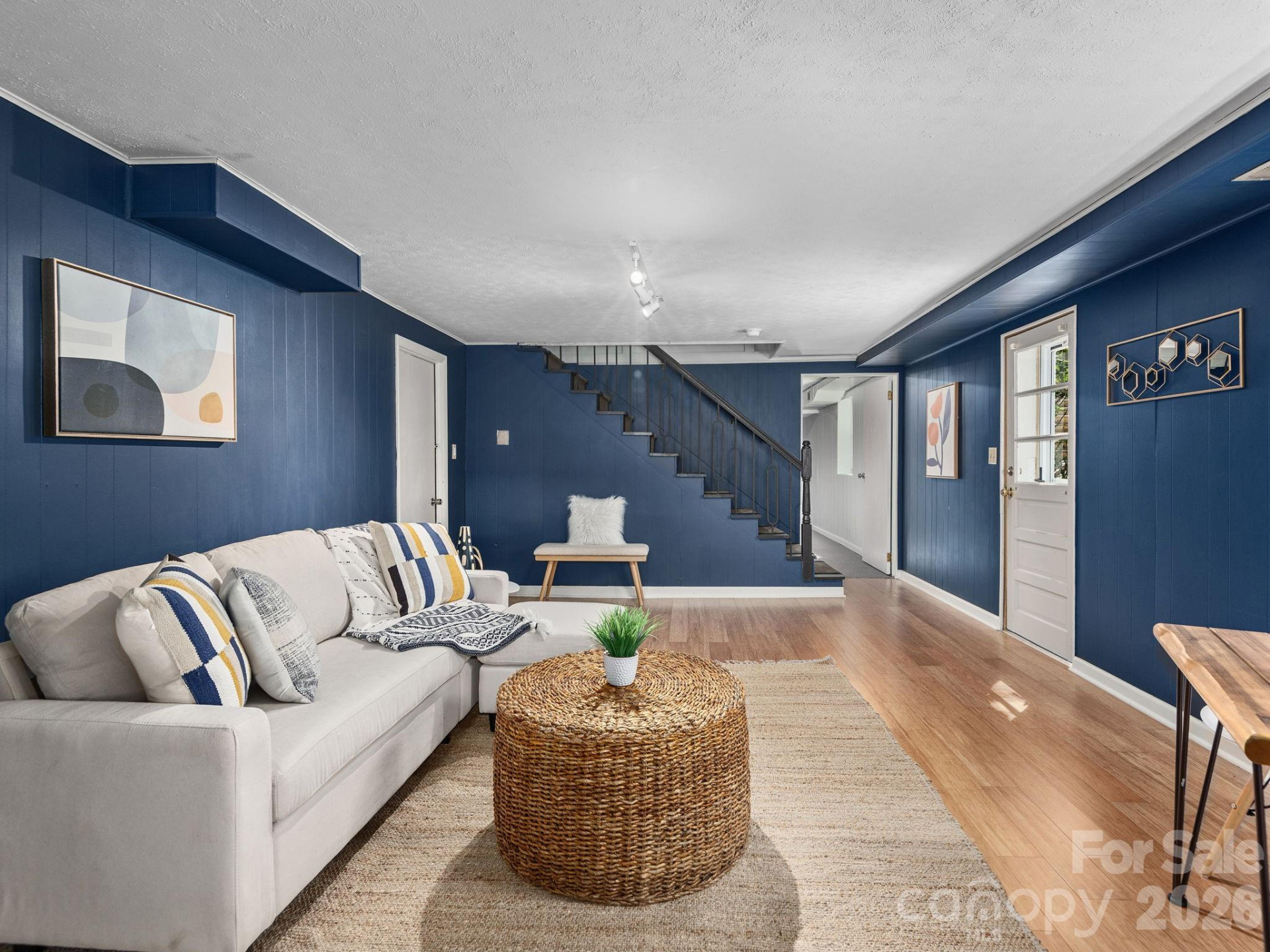 8 Fernlawn Road - Photo 32