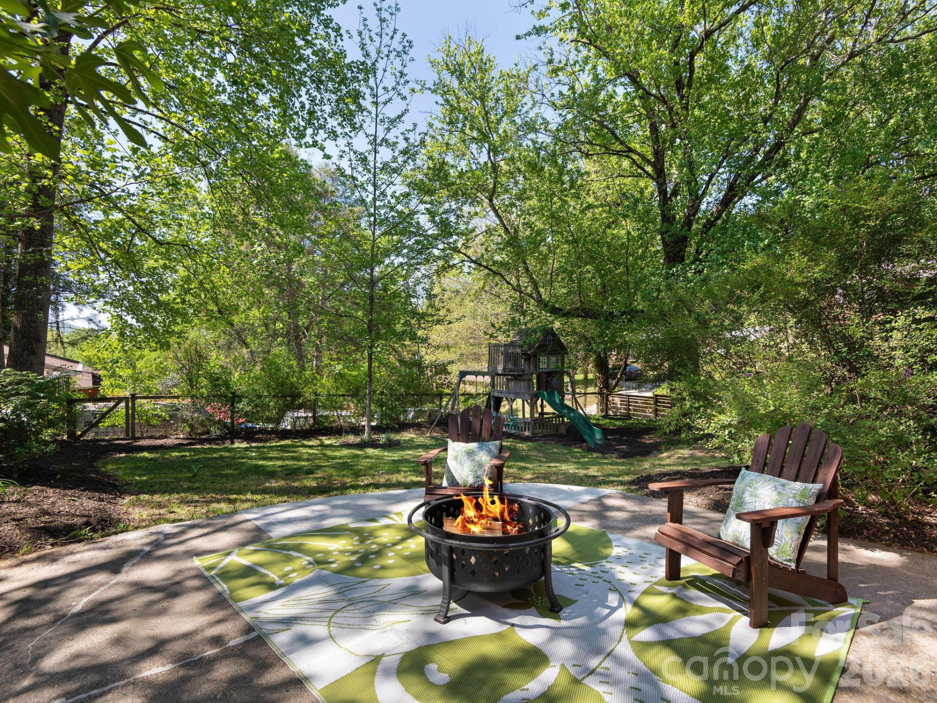 8 Fernlawn Road - Photo 38