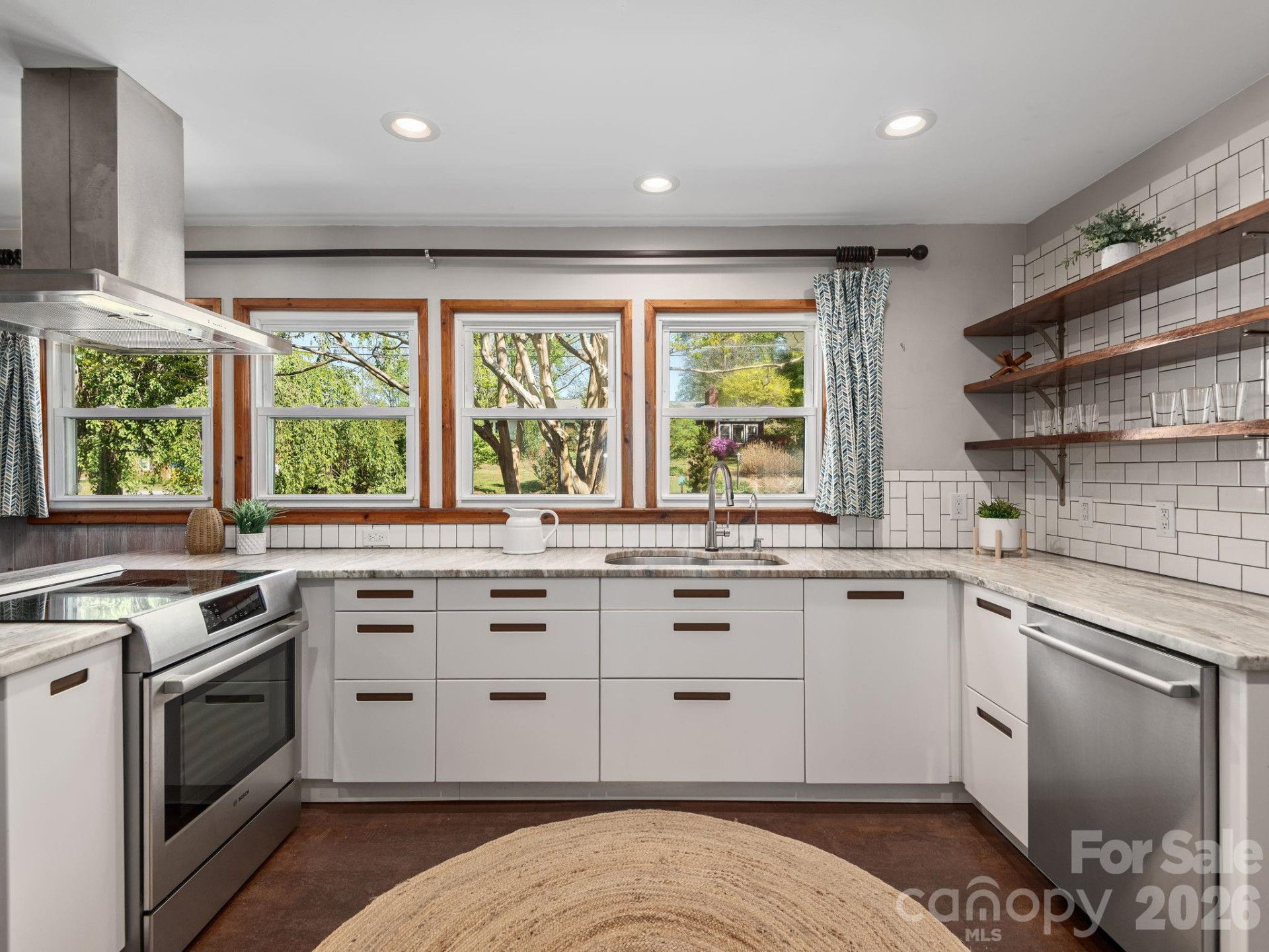 8 Fernlawn Road - Photo 11