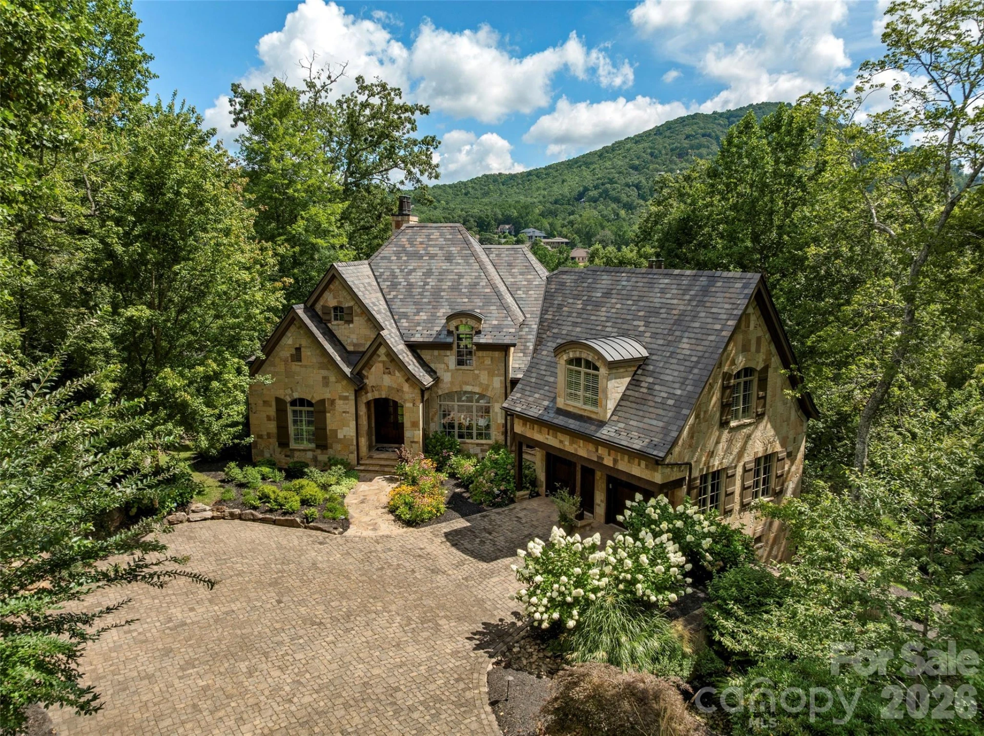 1829 Bella Vista Court - Photo 4