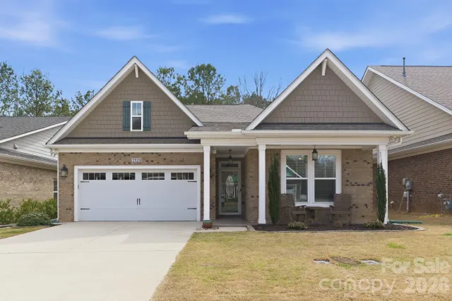 2525 Whispering Way