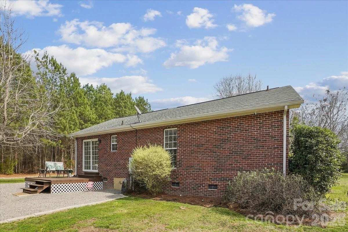 665 Edwards Road - Photo 31