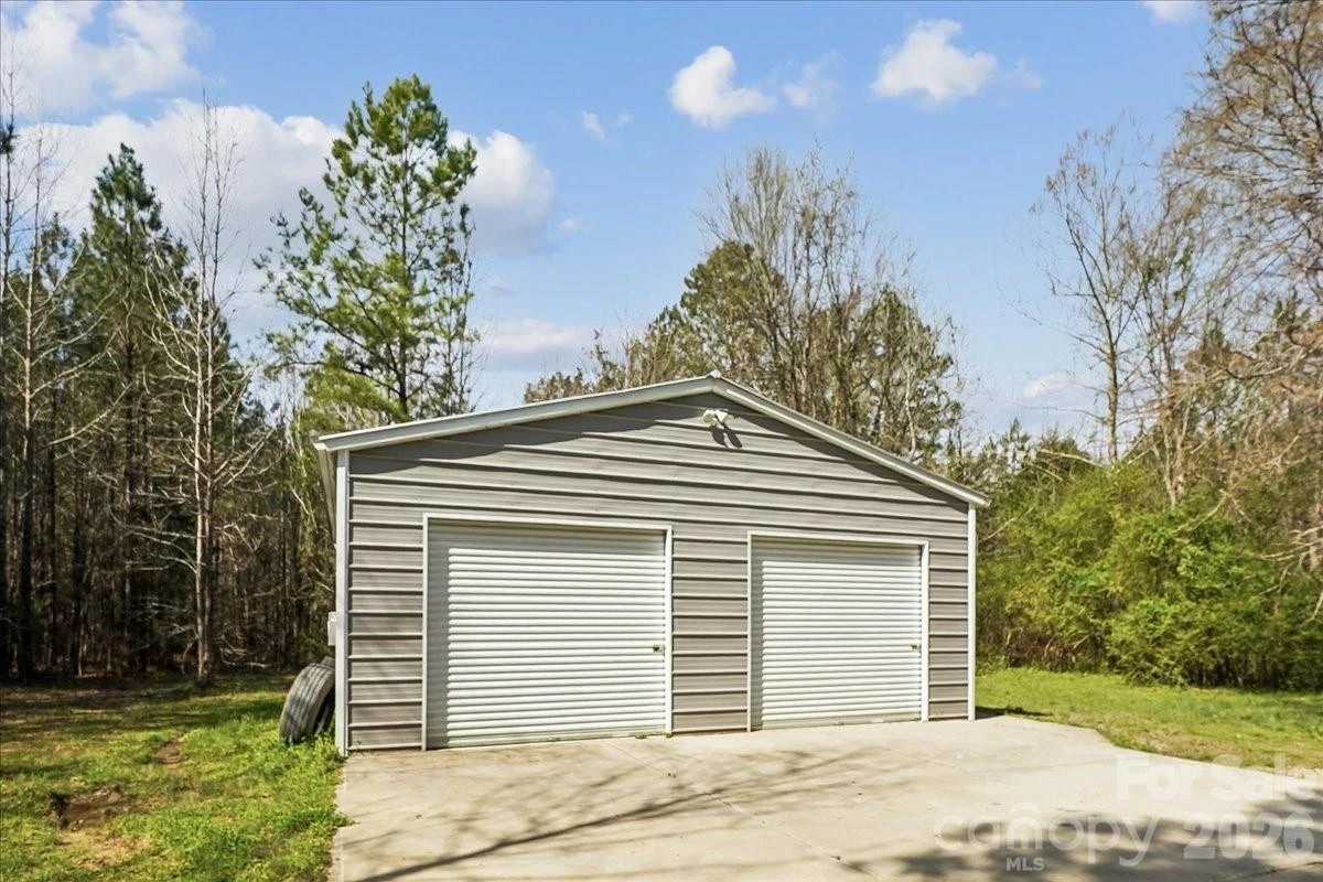 665 Edwards Road - Photo 34