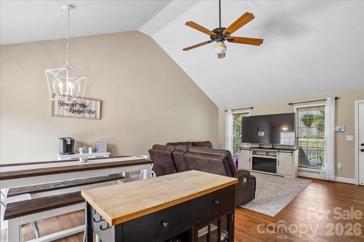 665 Edwards Road - Photo 6