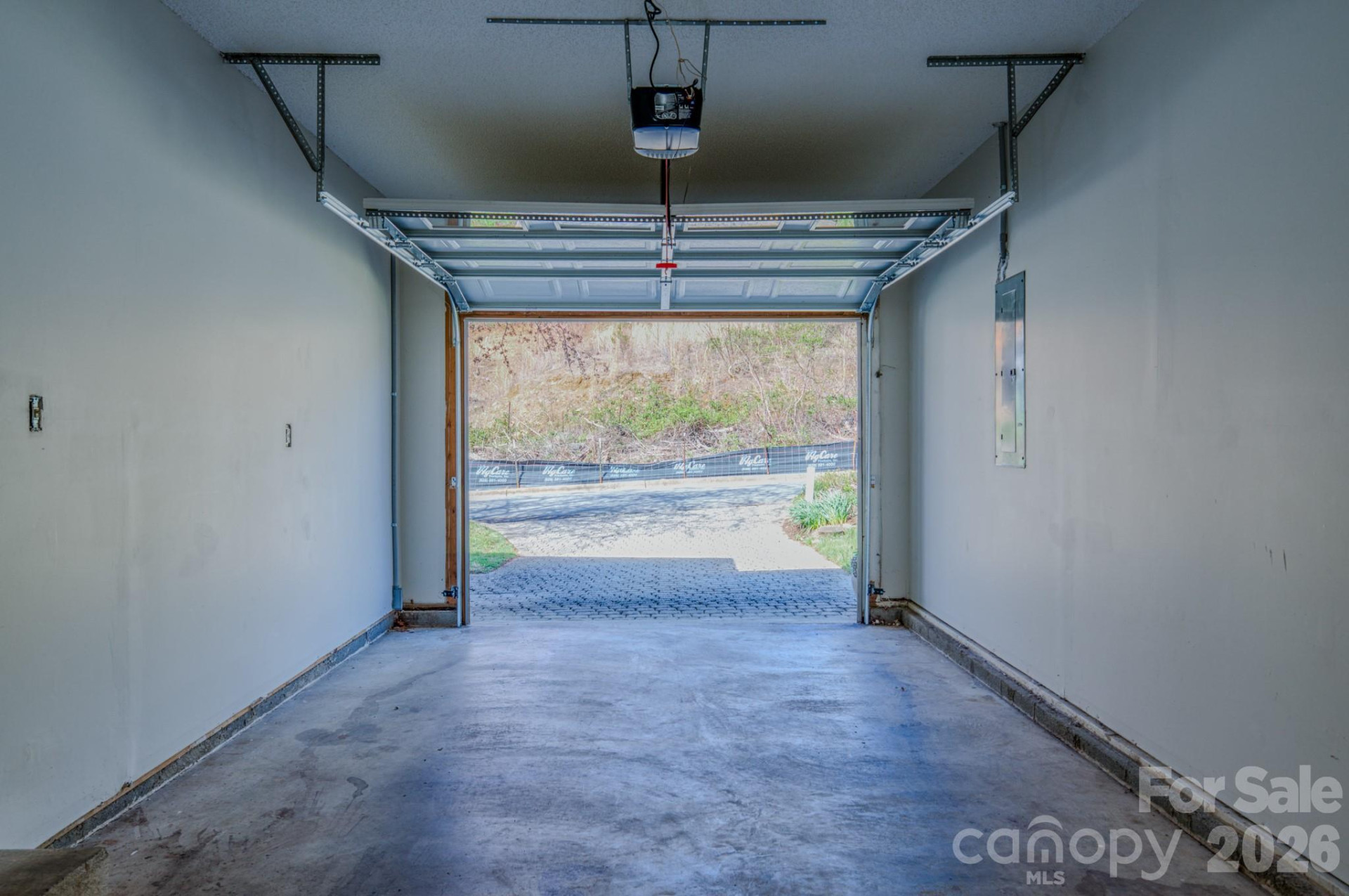 4 Hedgerose Court #D - Photo 17