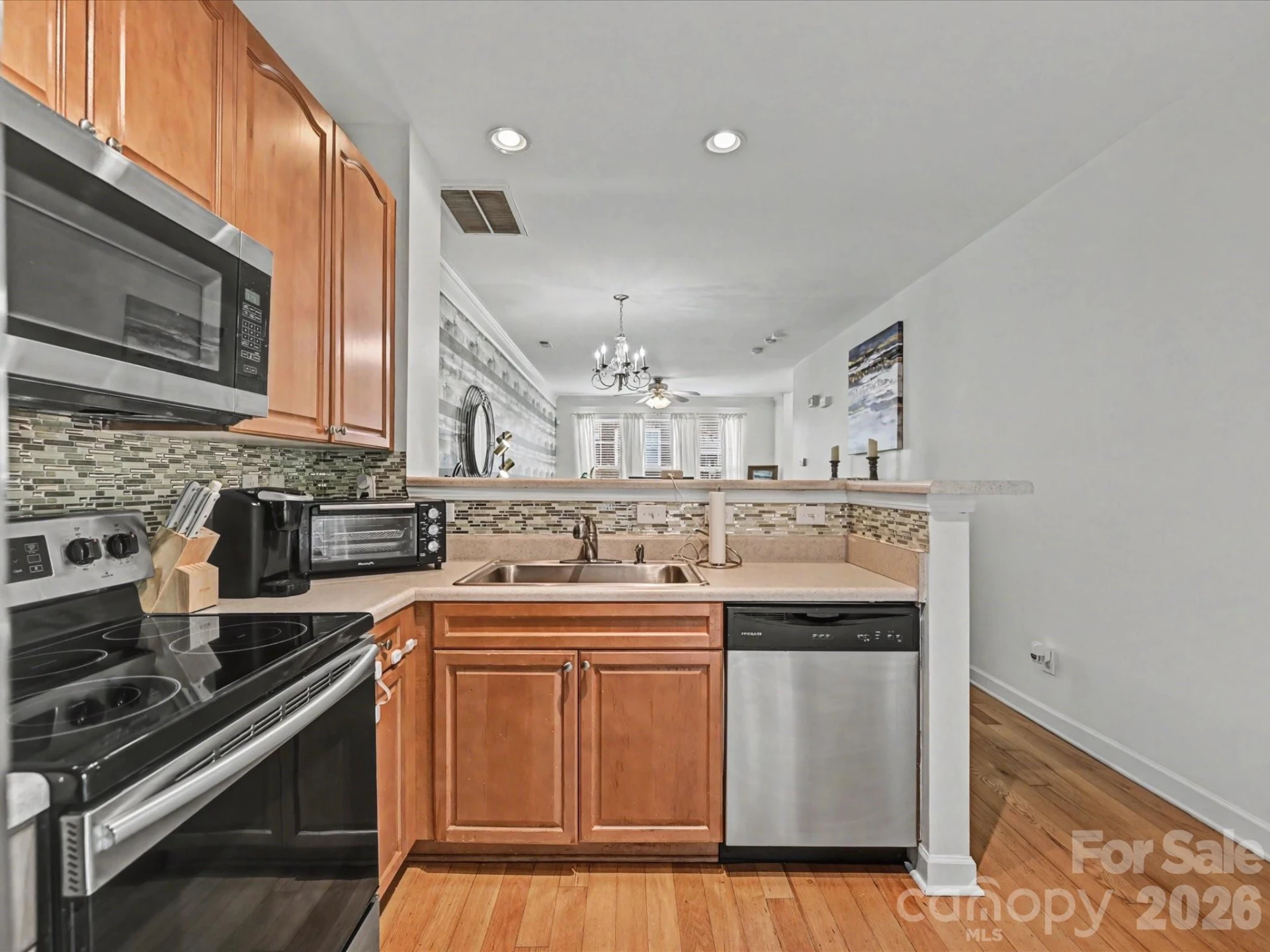 8421 Scotney Bluff Avenue - Photo 11