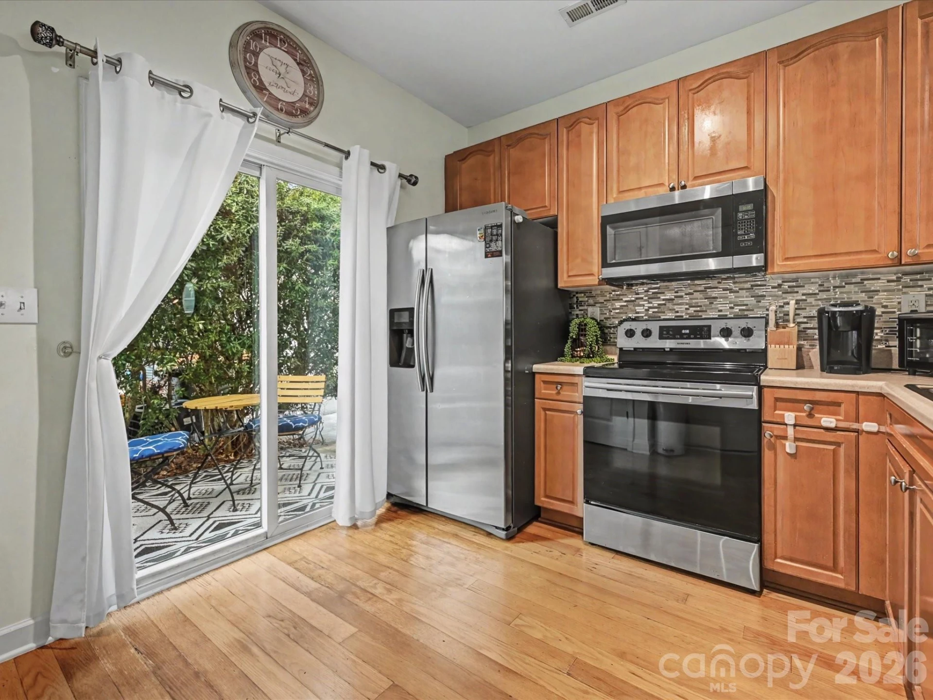 8421 Scotney Bluff Avenue - Photo 8