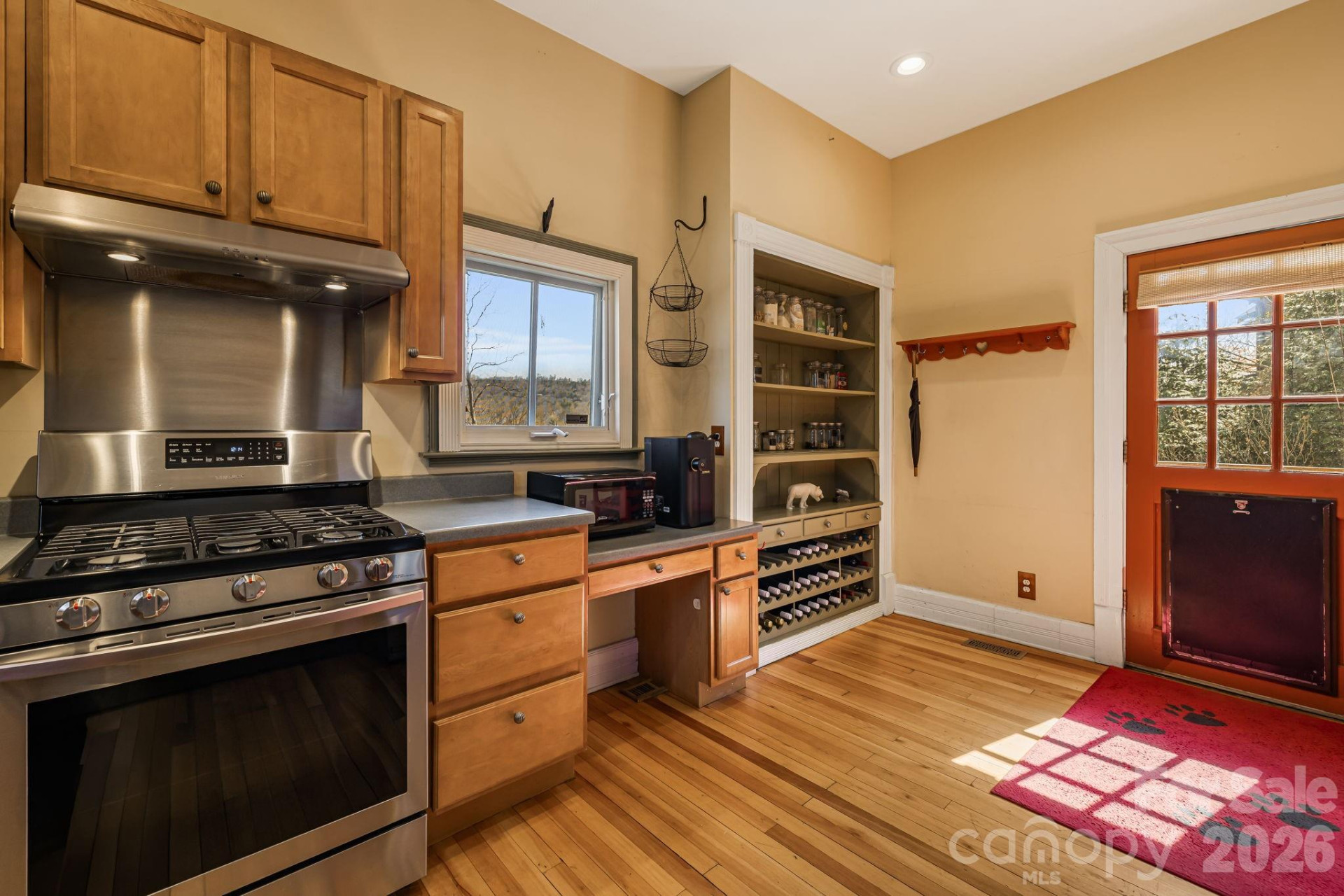251 Flint Street - Photo 3