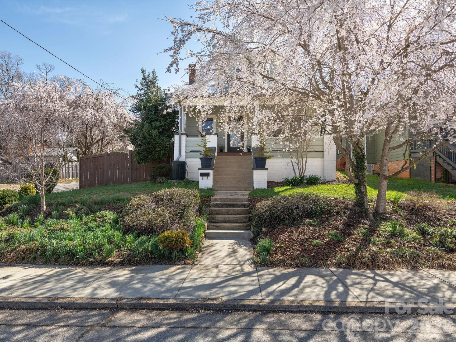 57 Mitchell Avenue - Photo 2