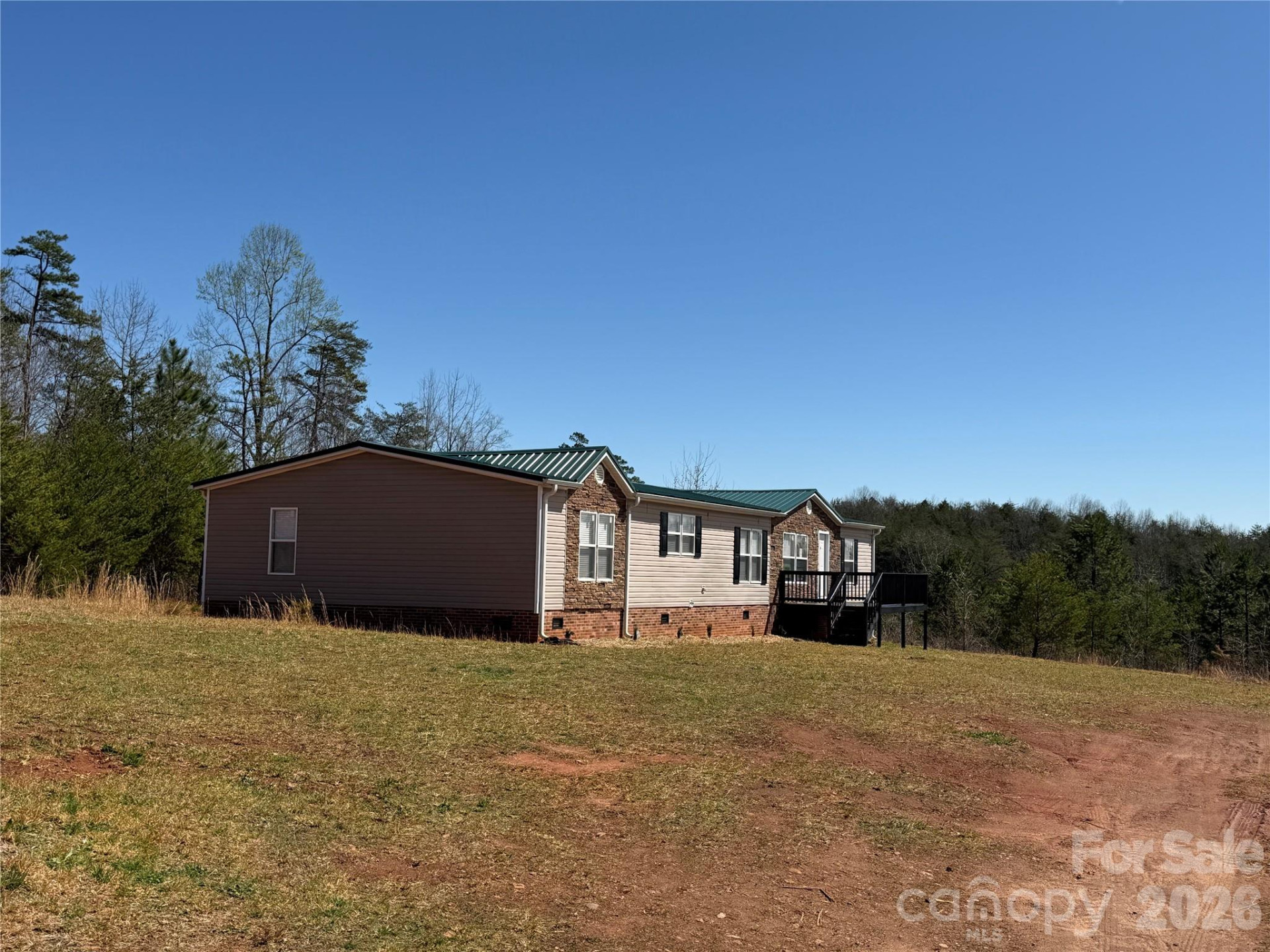 304 Woodview Farm Trail