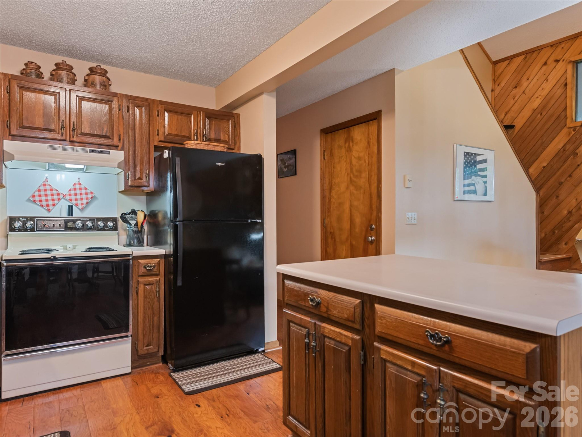 1672 Summit Drive - Photo 25