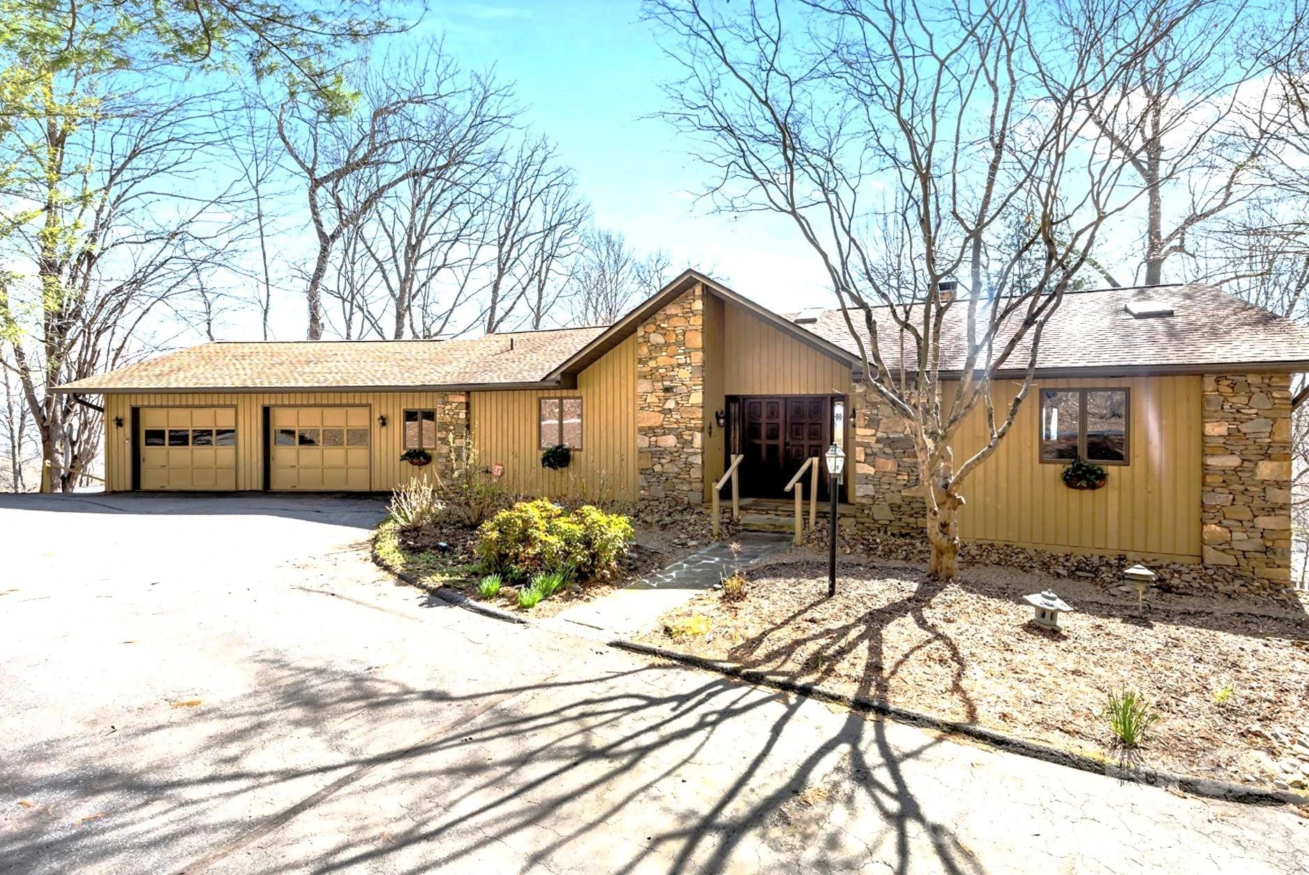 1105 High Vista Drive