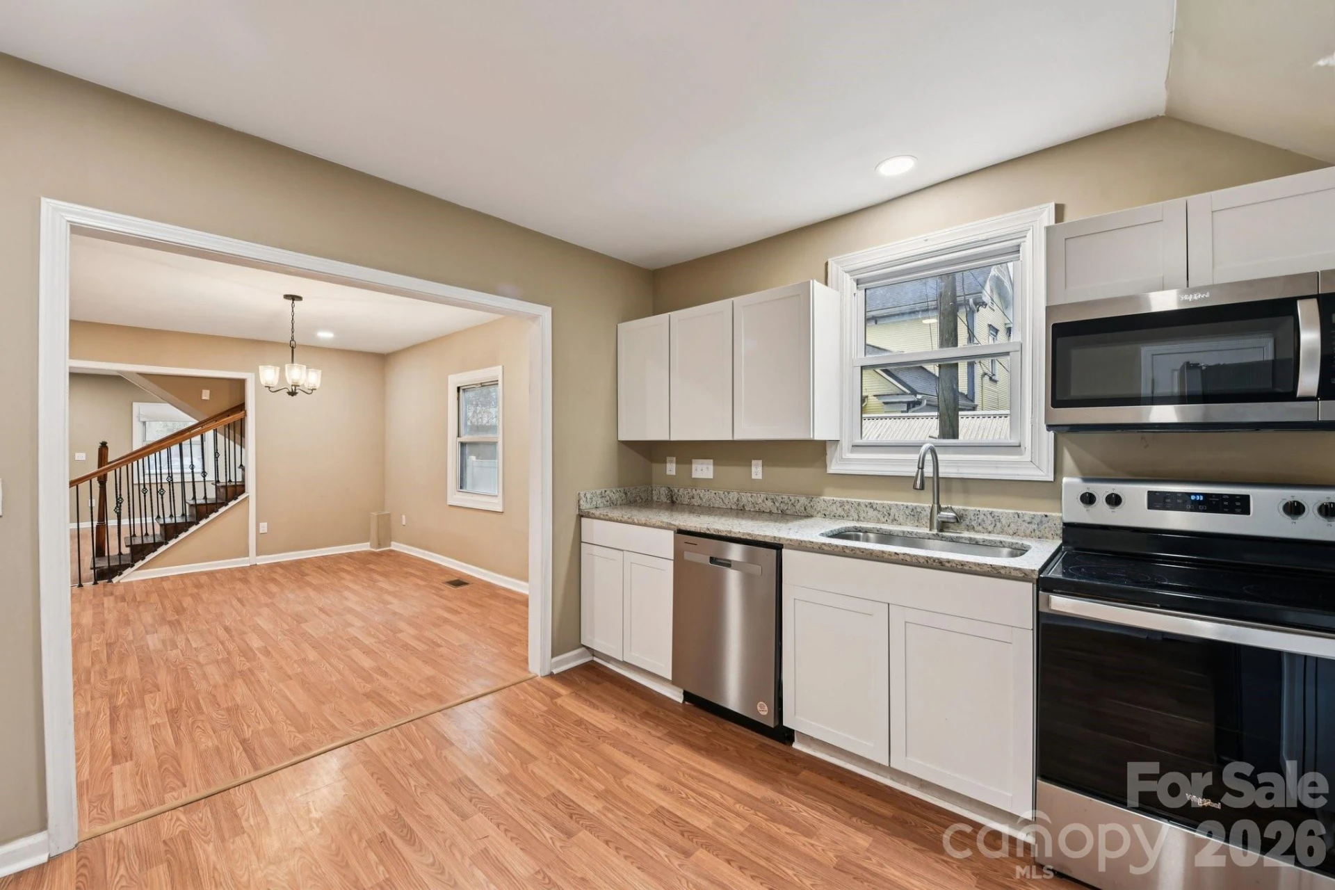 209 Marsh Street - Photo 10