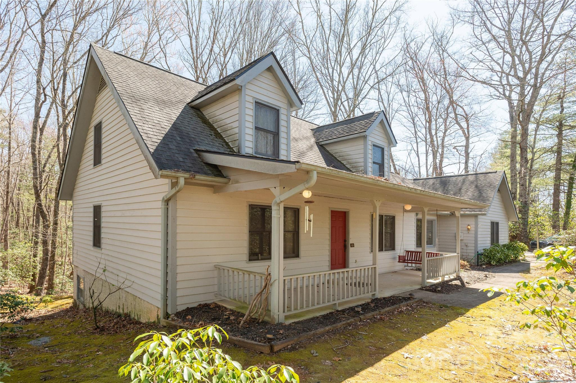 221 Timberlane Drive - Photo 3