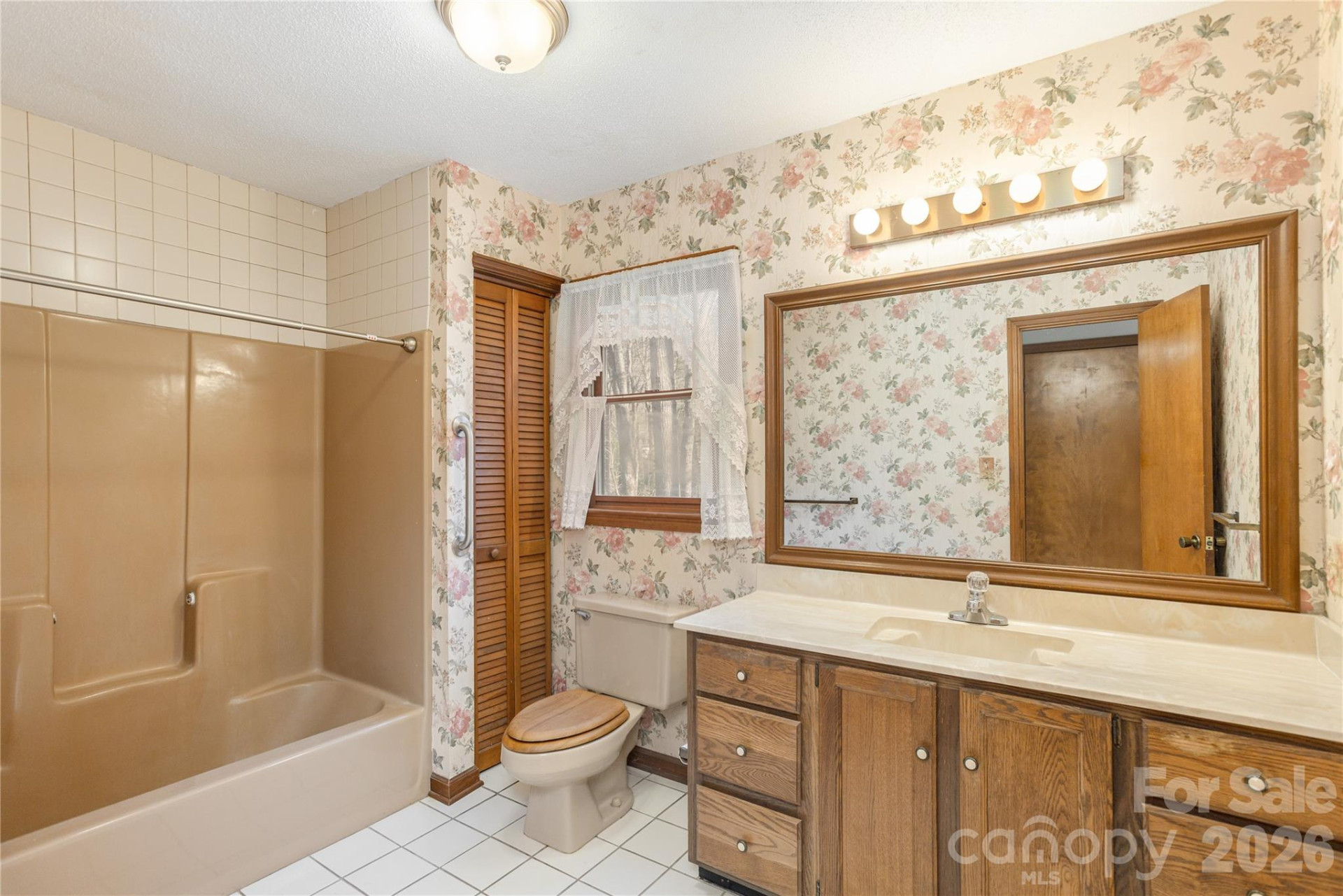 221 Timberlane Drive - Photo 21